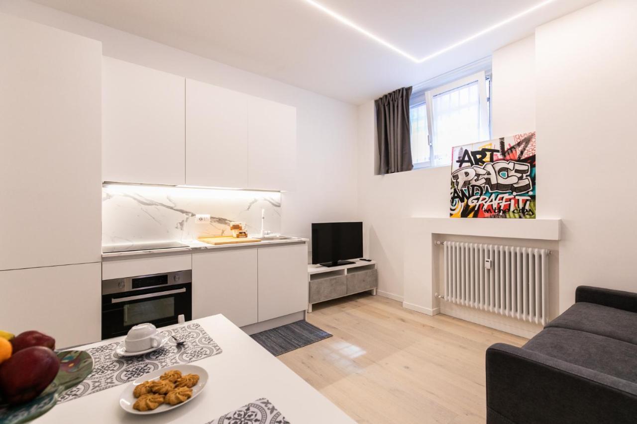 Luxury Apartment - A Due Passi Dal Centro Di Milano エクステリア 写真